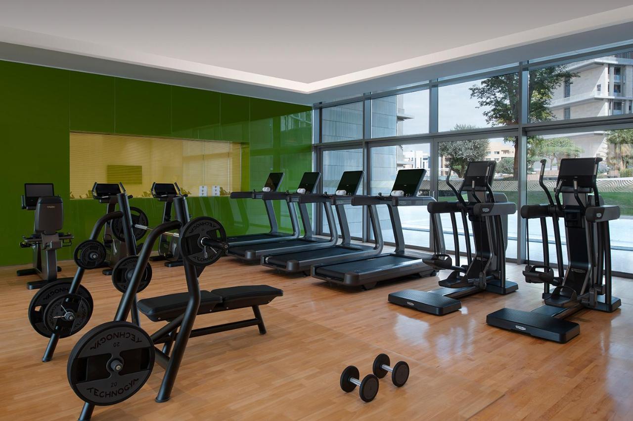 Banyan Tree Doha At La Cigale Mushaireb Εξωτερικό φωτογραφία The gym at the hotel