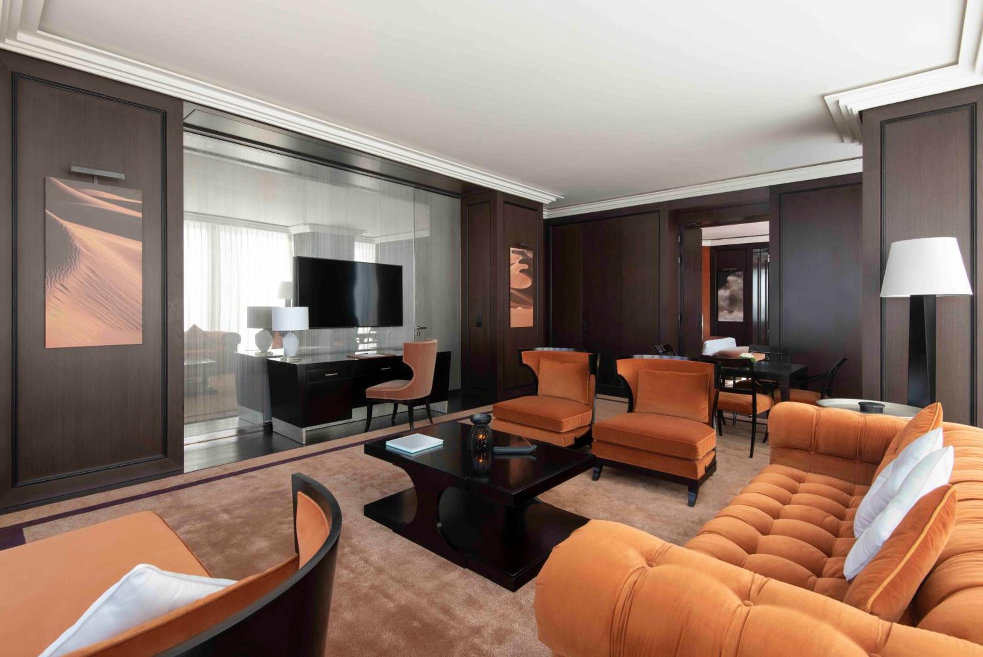 Banyan Tree Doha At La Cigale Mushaireb Εξωτερικό φωτογραφία A suite at the Mandarin Oriental, Paris