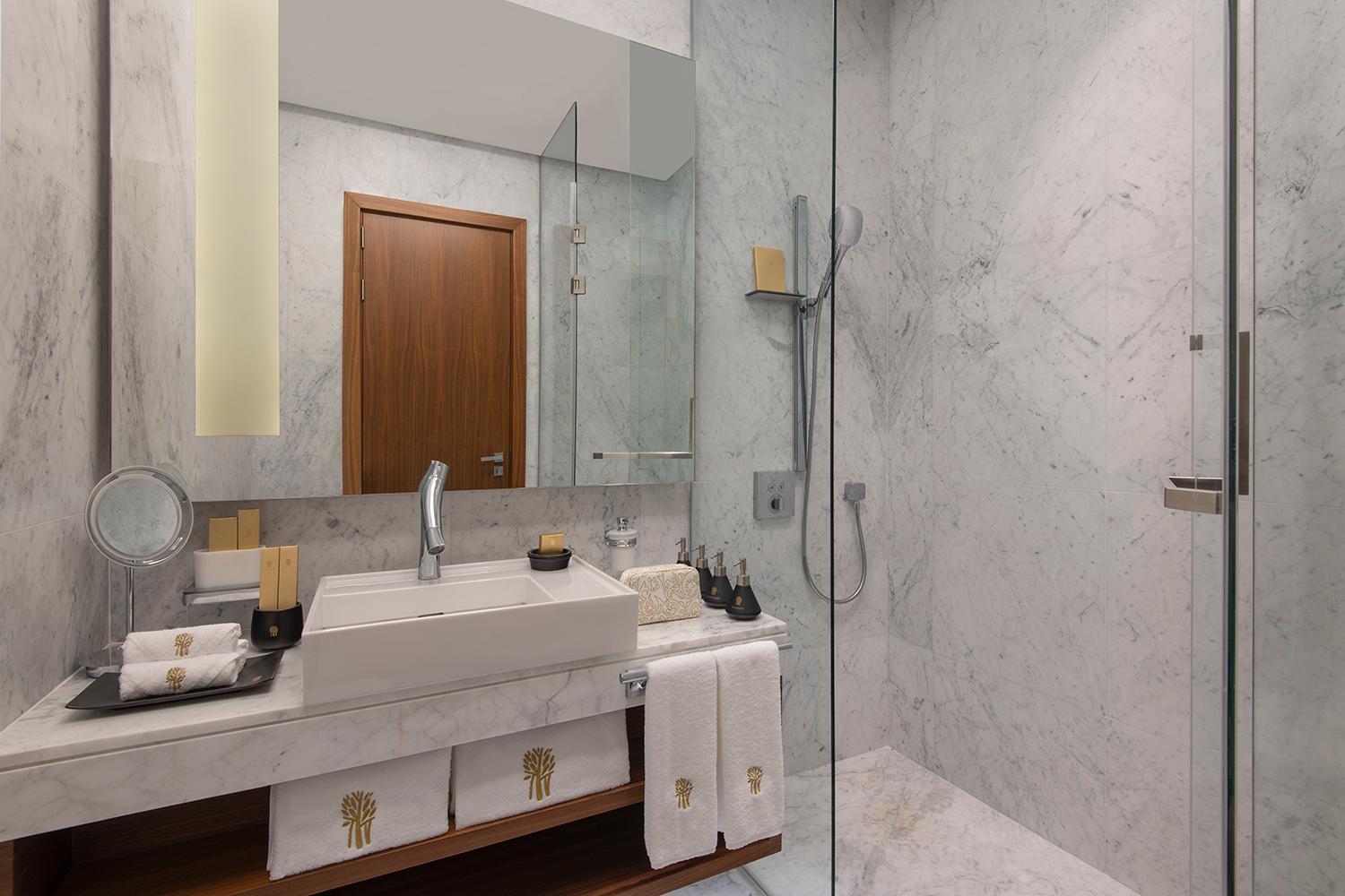 Banyan Tree Doha At La Cigale Mushaireb Δωμάτιο φωτογραφία Bathroom